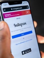 Instagram prináša novú funkciu. Po novom budeš môcť pozerať, ktoré reels tvoji priatelia lajkujú a komentujú