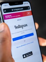 Instagram spustil ve vybraných zemích funkci, která tě upozorní, že trávíš hodně času jen u jednoho tématu, a nabídne alternativy