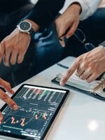 Investuješ do krypta? V roku 2025 ti daňový úrad môže zaklopať na dvere. Toto sú najužitočnejšie rady, s ktorými ušetríš