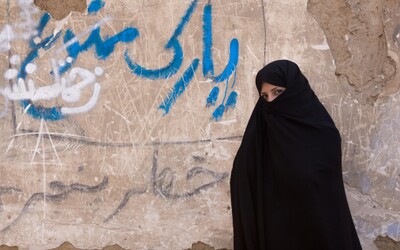 Irán montuje v uliciach kamery. Úrady budú špehovať ženy