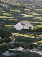 Írsko ti zaplatí vyše 80 000 eur, ak sa presťahuješ na jeden z ich odľahlých ostrovov