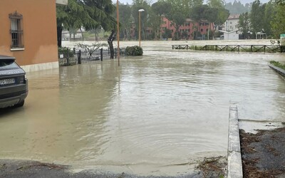 Itálie: Počet obětí dešťů a záplav stoupl na 13