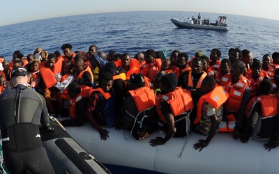 Itálie vyhlásila nouzový stav kvůli rostoucí migraci, trvat má půl roku