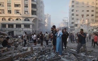 Izraelská armáda vyhlásila úplnú evakuáciu mesta Gaza. Pripravuje sa na pozemnú ofenzívu proti Hamasu