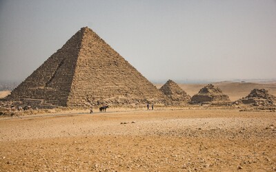 Jak Egypťané stavěli pyramidy v Gíze? Nový objev odhaluje zásadní informaci