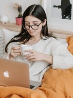 Jak bezpečně nakupovat online: Tyhle tipy ti mohou ušetřit tisíce korun