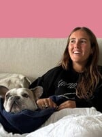 Jak přežít menstruaci: 8 hacků, které mi pomáhají jako někomu, kdo ji má silnou