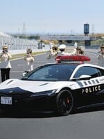 Japonská polícia má nové superauto: Luxusné Hondy NSX stáli viac ako 153 000 eur