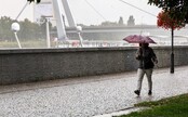 Jarné počasie je v plnom prúde, no vysoké teploty na Slovensku vystriedajú prvé búrky 
