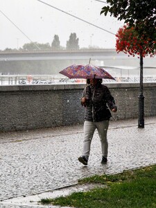 Jarné počasie je v plnom prúde, no vysoké teploty na Slovensku vystriedajú prvé búrky 
