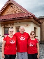 Jaroslav pred viac ako 30 rokmi založil malé rodinné mäsiarstvo. Tajomstvo úspechu je v kvalite surovín a tradičných receptúrach