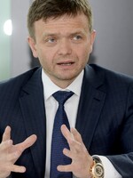 Jaroslava Haščáka po prohlídce v Pentě zadrželi, noc strávil na policii