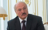 Je to „naša vec s Putinom“, povedal o možnom stiahnutí vojakov z hraníc Ukrajiny prezident Alexandr Lukašenko