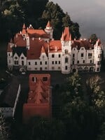 Jeden z najväčších českých zámkov v súkromnom vlastníctve je na predaj. Stojí viac ako 8 miliónov eur    