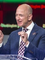 Jeff Bezos vydělal za den 13 000 000 000 dolarů, vytvořil nový rekord