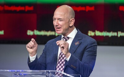 Jeff Bezos zarobil za deň 13 000 000 000 dolárov, vytvoril nový rekord