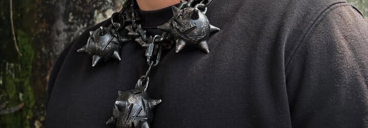 Jeho šperky nosí FKA Twigs či Ecco2K. Slovenskému umelcovi Ninovi sa podarilo presadiť v New Yorku