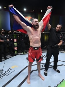 Jiří Procházka: Titul UFC přivezu zpět do Česka, strach je můj důvěrný kamarád. Peníze jsou energie