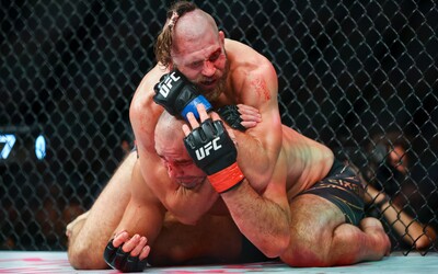 Jiří Procházka po výhre titulu UFC: S výkonom nie som spokojný. Je mi jedno, s kým budem bojovať nabudúce