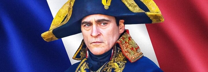 Joaquin Phoenix se jako Napoleon Bonaparte dere k moci v ukázkách na nový velkofilm Ridleyho Scotta