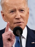 Joe Biden: Američtí vojáci budou bránit každý kousek území členů NATO před případným ruským útokem