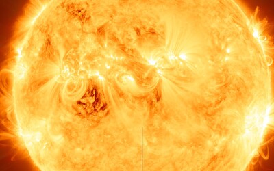 K Zemi se blíží masivní solární bouře, na Slunci došlo k silné erupci