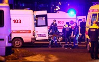 K útoku v Moskve sa prihlásil Islamský štát. O život prišlo najmenej 93 ľudí