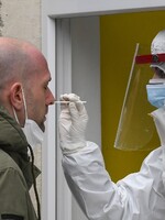 KORONAVIRUS: V Česku epidemie stále sílí. Viru již podlehlo více než 30 500 osob