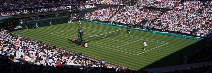 KVÍZ: Na akom povrchu sa hrá Wimbledon a kto je jastrab Rufus? Dokáž, že si skutočný fanúšik tenisu