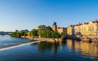 KVÍZ: Poznáš pražskou čtvrť podle popisku a fotografie?