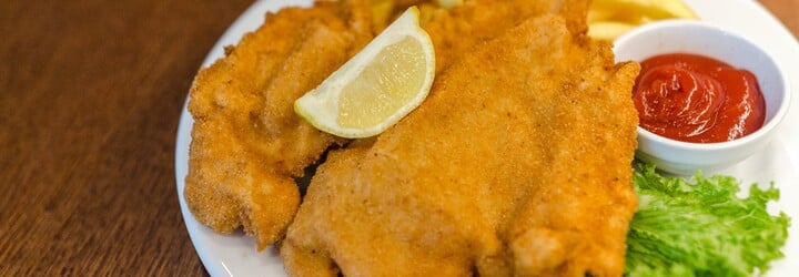 KVÍZ: Řízek, smažák nebo trdelník. Uhodneš, odkud pocházejí tato „česká“ jídla?
