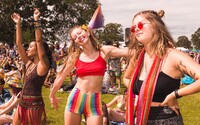 KVÍZ: Si pravý festivalový „turista“? Uhádni správne tvrdenia o známych letných festivaloch