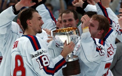 KVÍZ: Spomínaš si na časy najväčšieho hokejového úspechu Slovenska a zlatých chlapcov z Göteborgu?