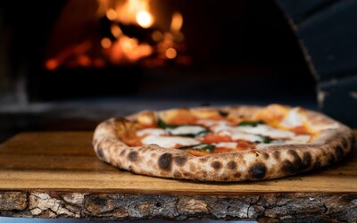 KVÍZ: Uhádni druh pizze len podľa obrázku. Si skutočný znalec tejto talianskej pochúťky?