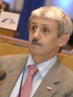 KVÍZ: Vieš, ako vyzerali búrlivé 90. roky na Slovensku? Otestuj svoje znalosti