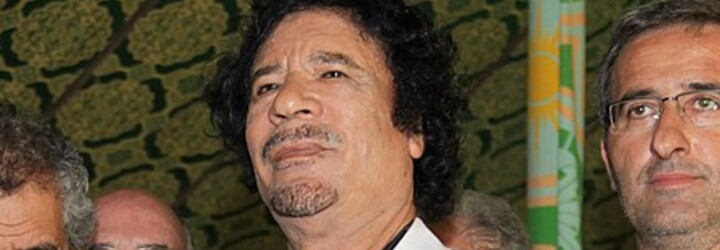 Kaddáfí se synem znásilňoval své bodyguardky: Sloužilo mu více než 30 žen známých jako Amazonská garda. Toto byly jejich podmínky