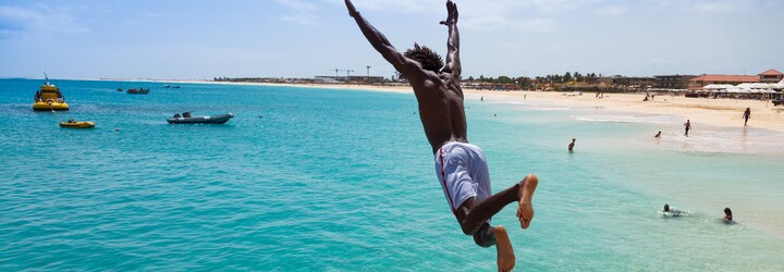 Kam na dovolenou: Kapverdské ostrovy nabízí krásné pláže, adrenalin i noční život