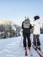 Kam na lyže? Poradíme ti, kde v Rakousku najdeš prázdné sjezdovky a vesničku jako z pohádky