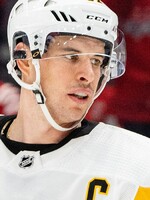 Kanadu po 10 letech posílí jeden z nejlepších hokejistů historie. Ve hře je i česká hvězda