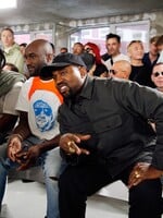 Kanye se po smršti nenávistných tweetů vrátil na X. Hvězda z Přátel volá po jeho definitivním zablokování