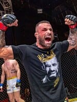 Karlos Vémola divoce oslavil své narozeniny. Na party se přidal i Leo Beránek