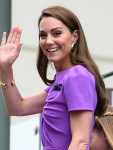 Kate Middleton se zbavila rakoviny. V novém videu promluvila o léčbě