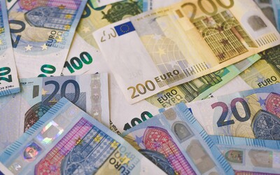 Každý občan Rakúska dostane protiinflačný bonus 500 eur. Pomôcť má s rastúcimi cenami energií