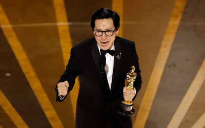 Ke Huy Quan vyhrál Oscara za svou první roli po 20 letech mimo film. Podívej se na jeho emotivní děkovnou řeč