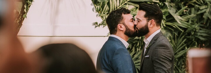 Ke schválení manželství pro stejnopohlavní páry se budoucí vláda nezavázala. Pročetli jsme koaliční smlouvu