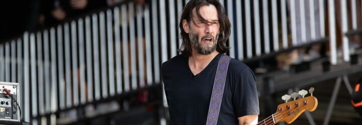 Keanu Reeves terčem podvodníků. Každý měsíc platí tisíce za speciální aplikace