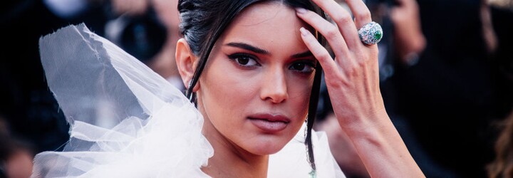 Kendall Jenner zažaloval známý módní dům. Od modelky chce 1,8 milionu dolarů za to, že nepřišla na focení