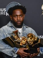 Kendrick Lamar tento rok úplne ovládol Grammy. Jeho disstrack na Drakea získal hneď päť sošiek (Zoznam víťazov)
