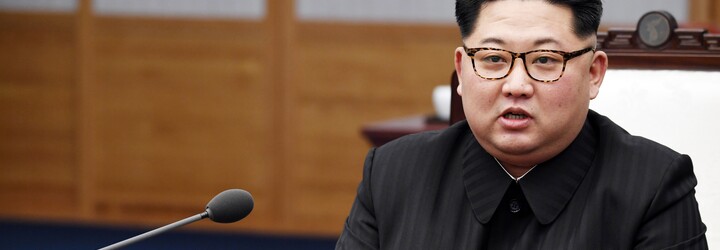 Kim Čong-un výrazně zhubl. Spekuluje se, zda ztrátu hmotnosti způsobilo vážné onemocnění, nebo dieta a cvičení