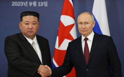 Kim + Vladimir = VSL? Diktátor Kim Čong-un navštívil ruskou továrnu na stíhačky